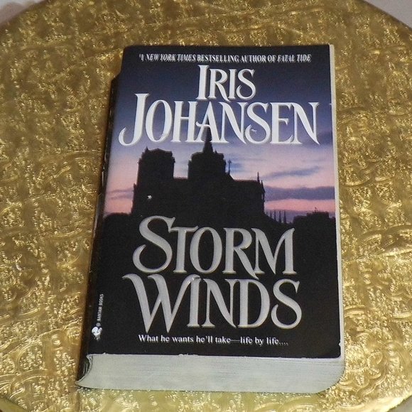 Books - (set/3)  Reap The Wind, Storm Winds & Final Target - Picture 2 of 3